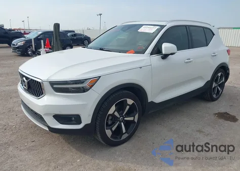 2019 Volvo Xc40 T5 Inscription z USA, uszkodzony, nr VIN YV4162UL2K2055797